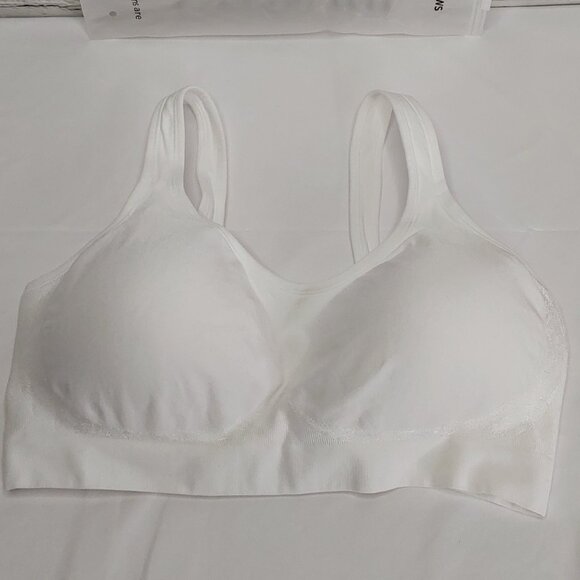 'UNDEROUTFIT' COMFORT SHAPING WIRELESS BRA - Picture 4 of 16